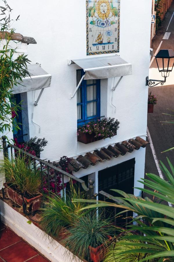 Hostal De La Placa Cabrils Kültér fotó