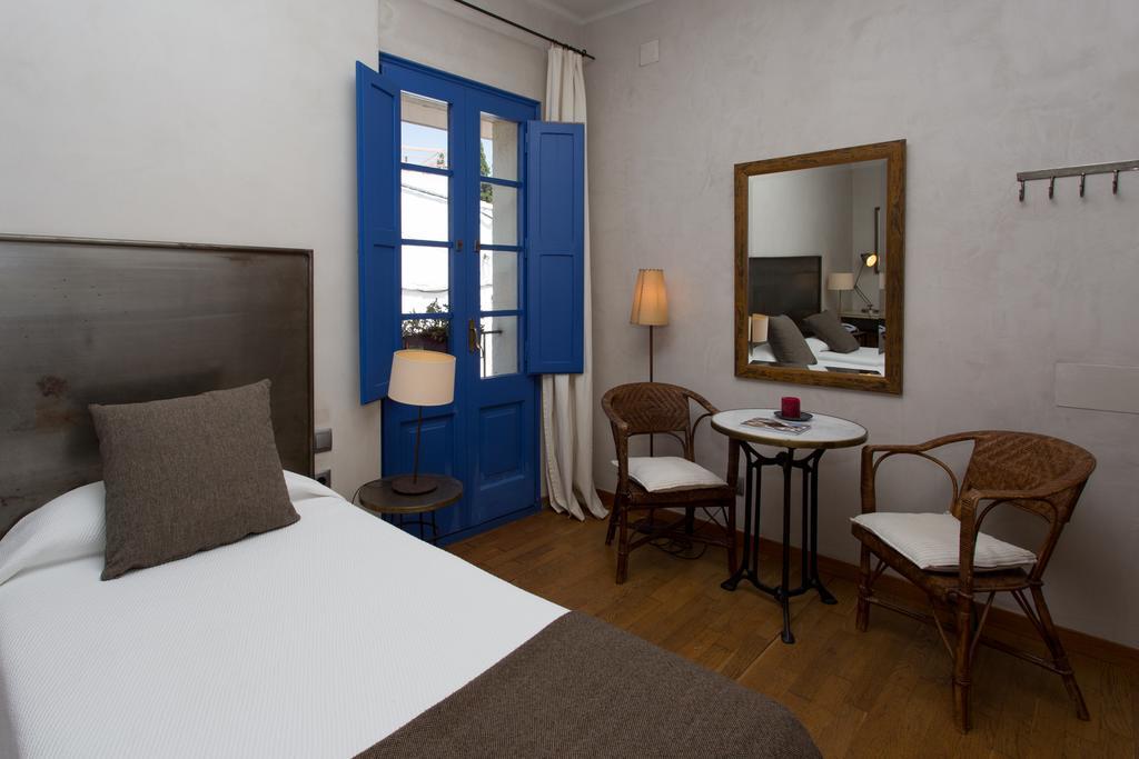 Hostal De La Placa Cabrils Kültér fotó