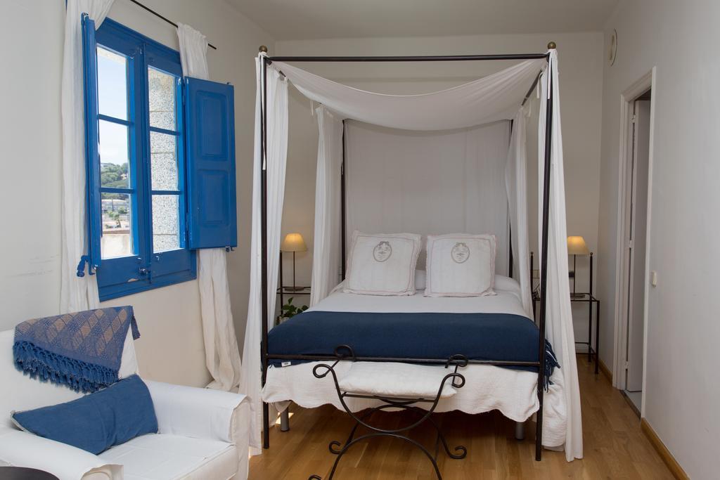 Hostal De La Placa Cabrils Kültér fotó